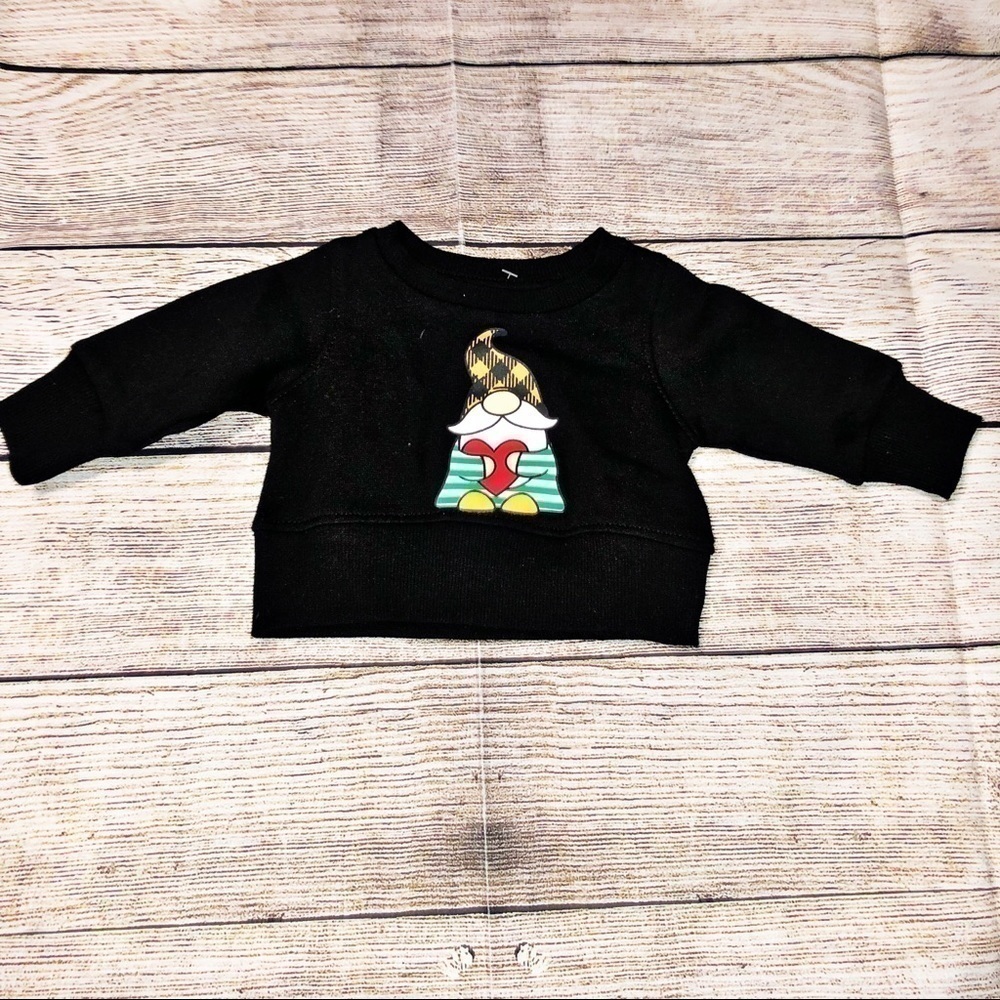 NWT Well Worn Holiday Sweatshirt Black with Gnome Size Newborn